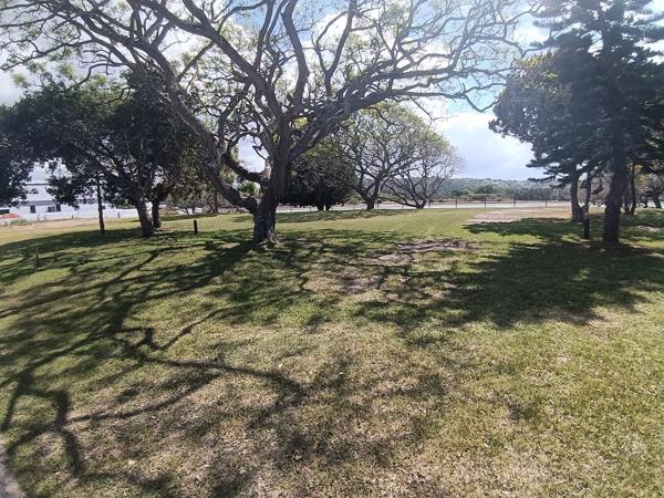 907 m² Land