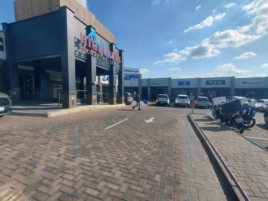 210  m² Retail Space