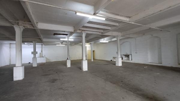 380  m² Industrial space