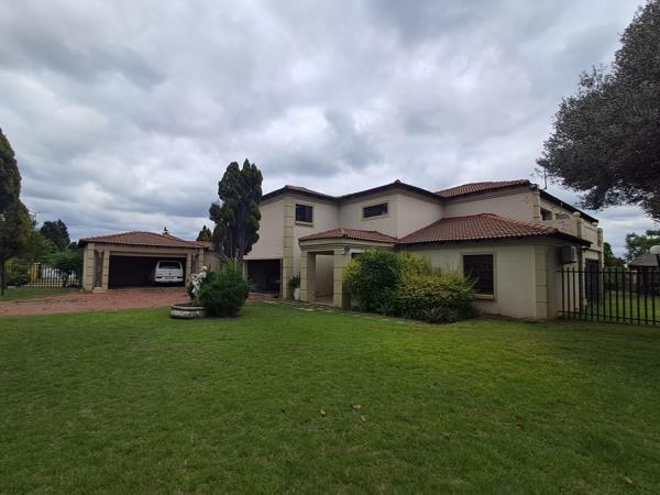 10 Bedroom House