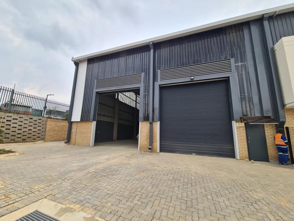 785.4  m² Industrial space