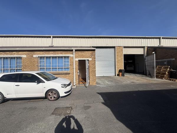 602  m² Industrial space