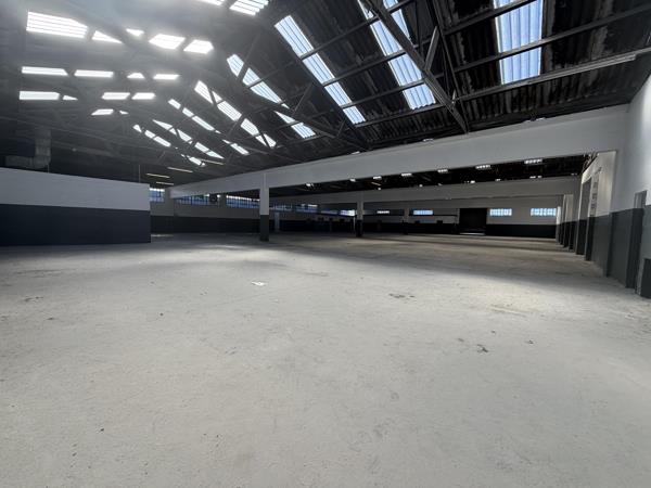 2 356  m² Industrial space