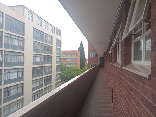 3.5 Bedroom Apartment