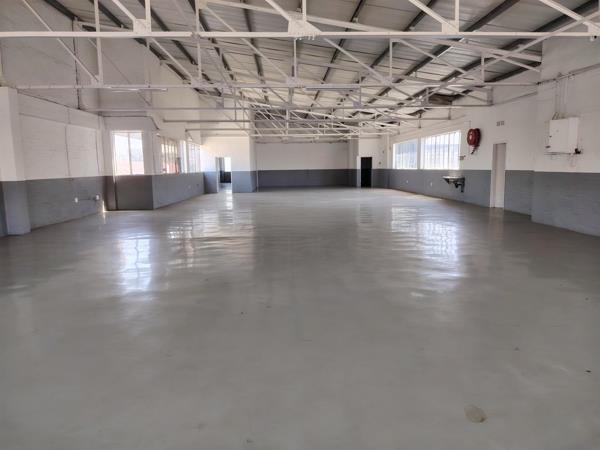 690  m² Commercial space