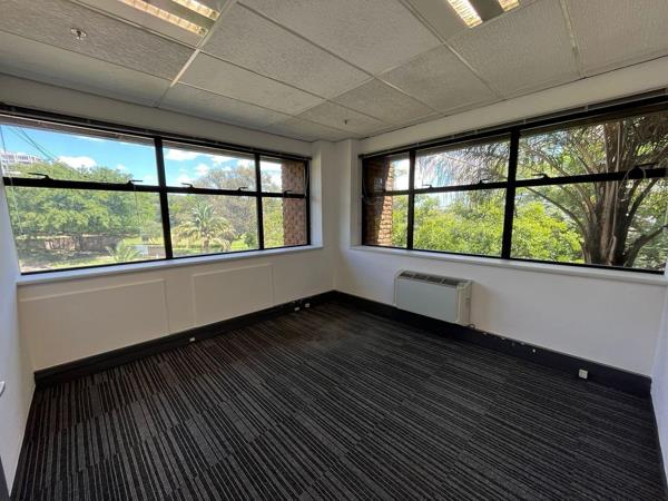 392  m² Commercial space