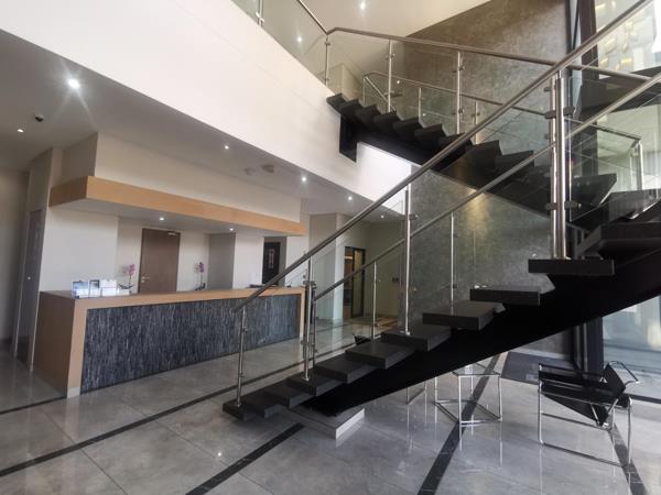 125  m² Commercial space