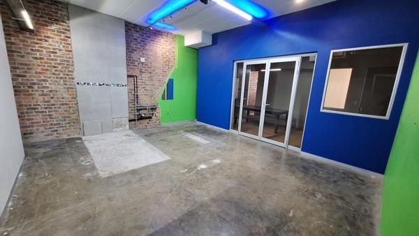 282  m² Industrial space