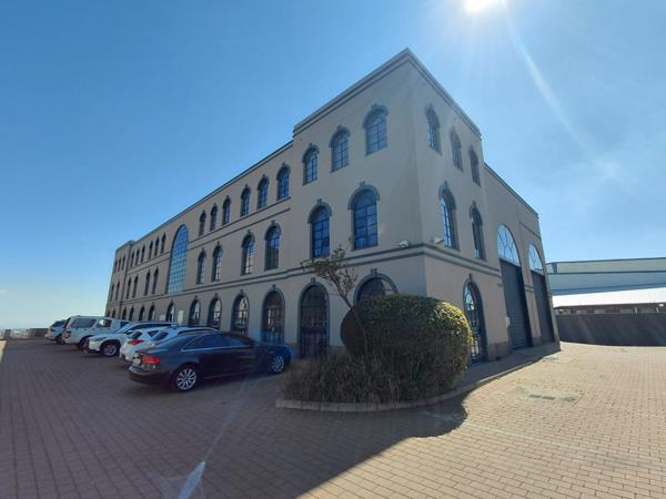 139  m² Commercial space