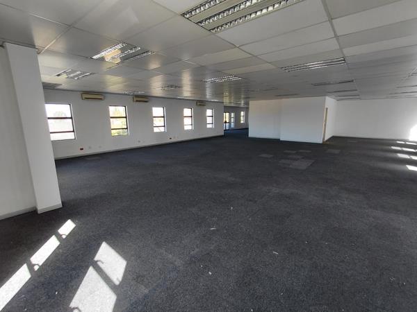 234  m² Commercial space
