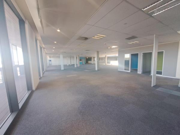 377  m² Office Space