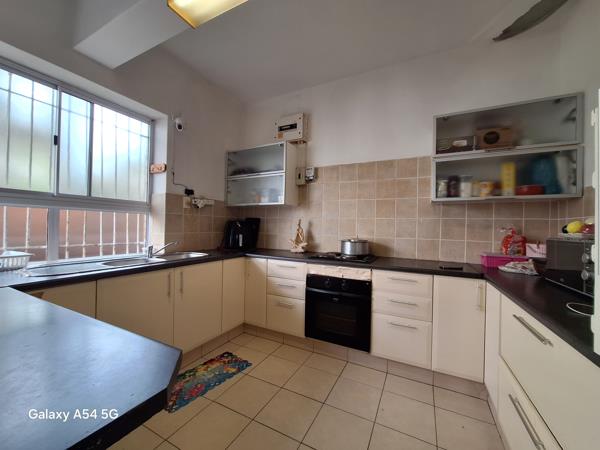 2.5 Bedroom Apartment