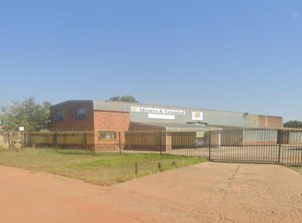 1 336  m² Industrial space