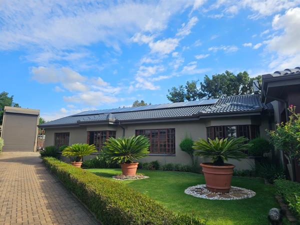 5 Bedroom House