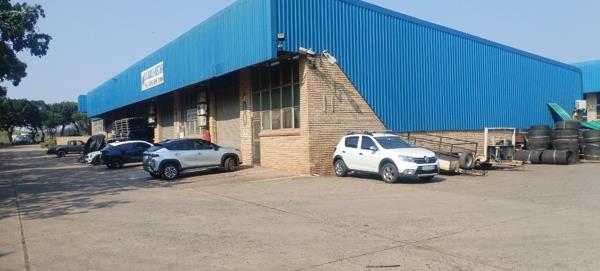 200  m² Commercial space