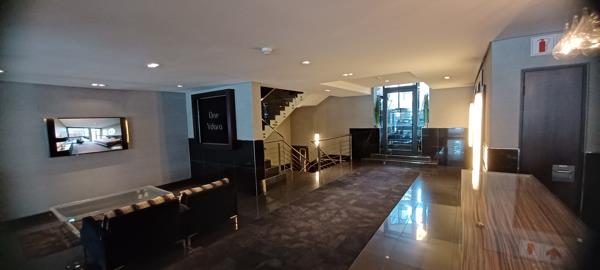 403  m² Commercial space