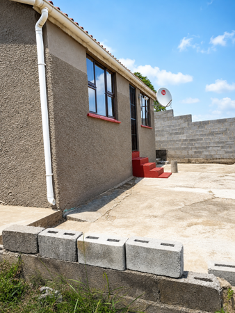2 Bedroom House