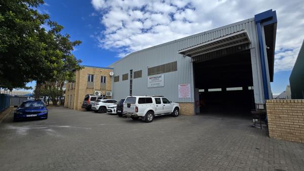 1 340  m² Industrial space