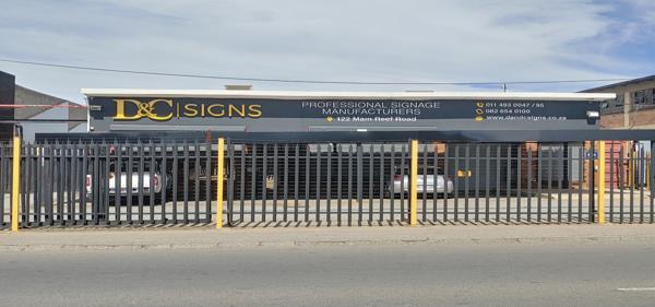 1 600  m² Industrial space