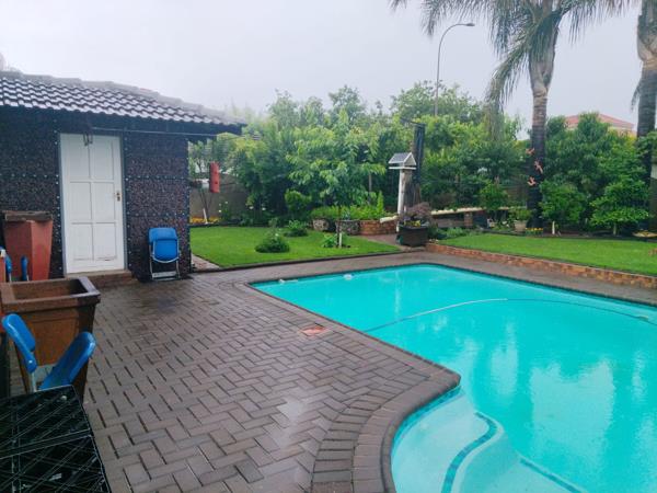 5 Bedroom Townhouse