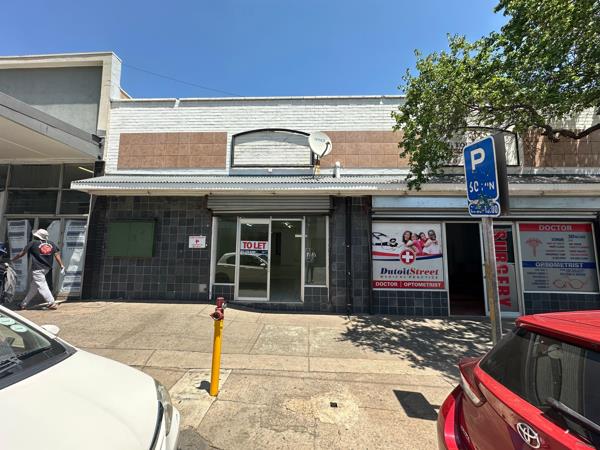 144  m² Commercial space