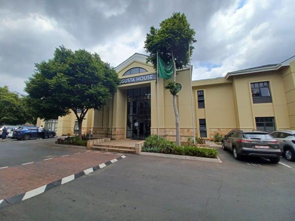 474 m² Office Space