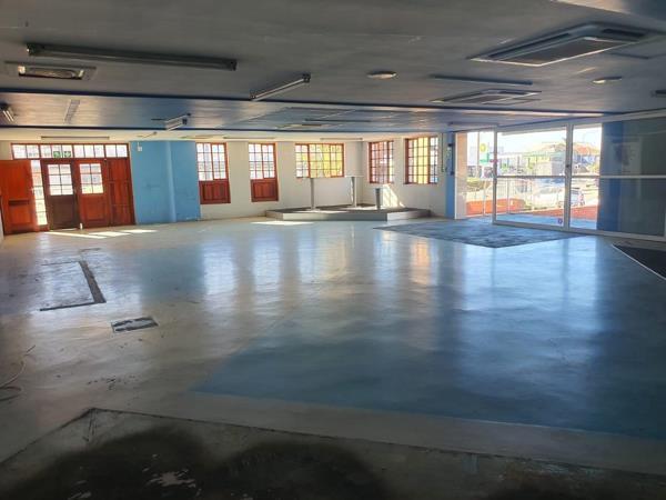 262  m² Retail Space