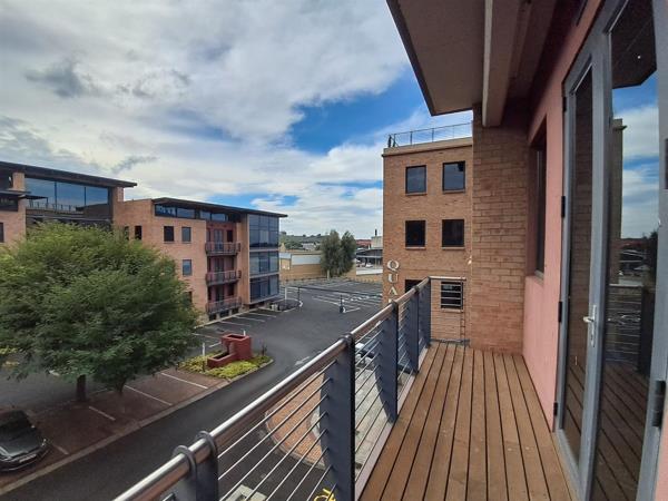 548  m² Office Space