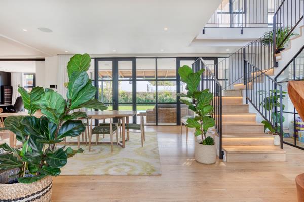 6 Bedroom House