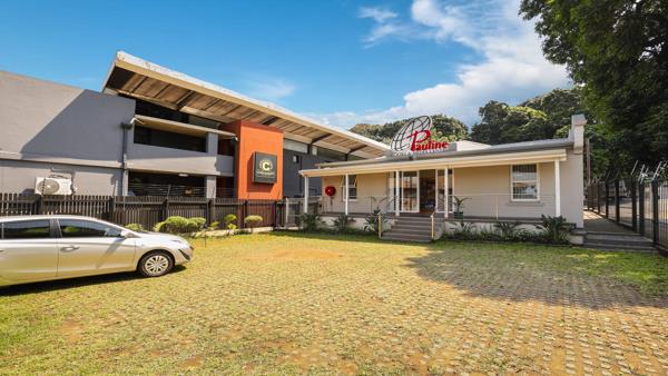 237  m² Commercial space