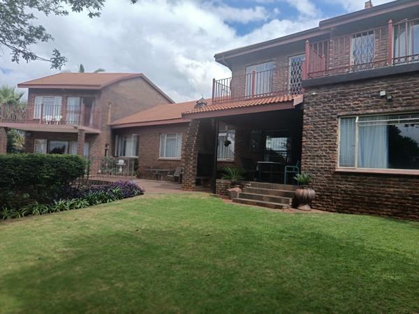 5 Bedroom House