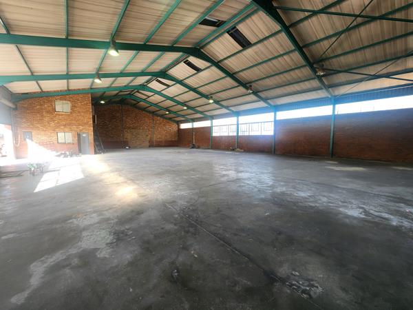 661  m² Industrial space