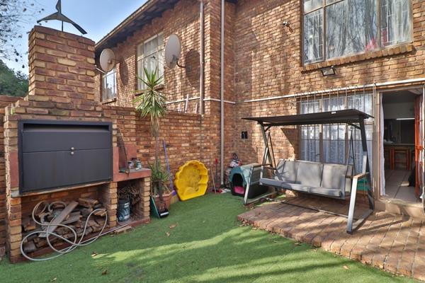 2 Bedroom Duplex