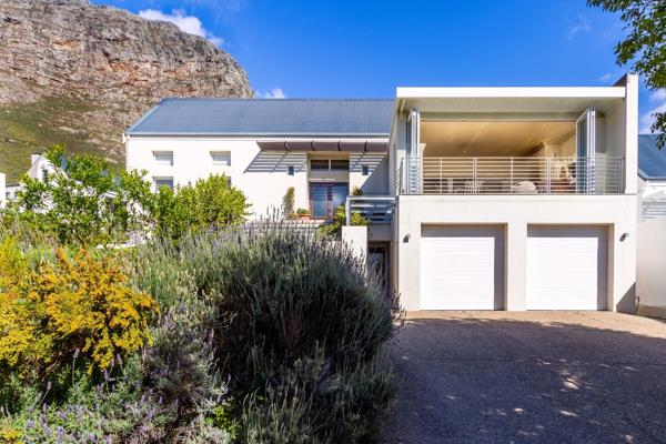 6 Bedroom House