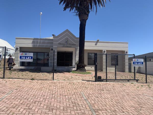 160  m² Commercial space