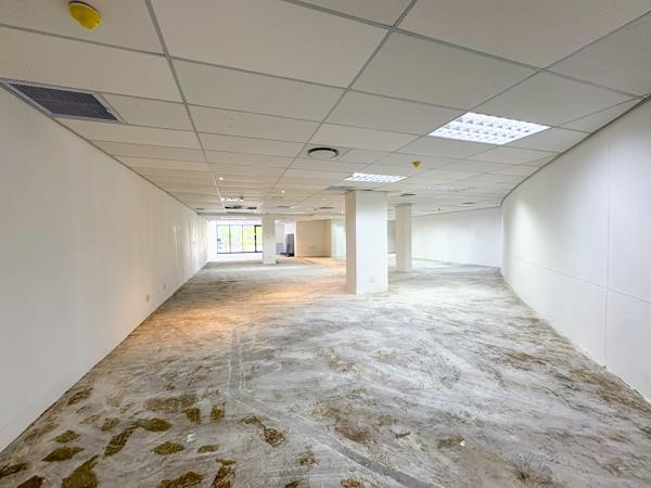 247  m² Commercial space