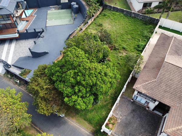 697 m² Land