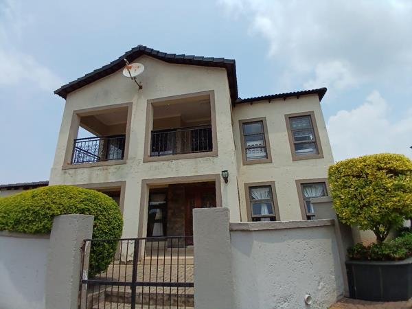 4 Bedroom Townhouse