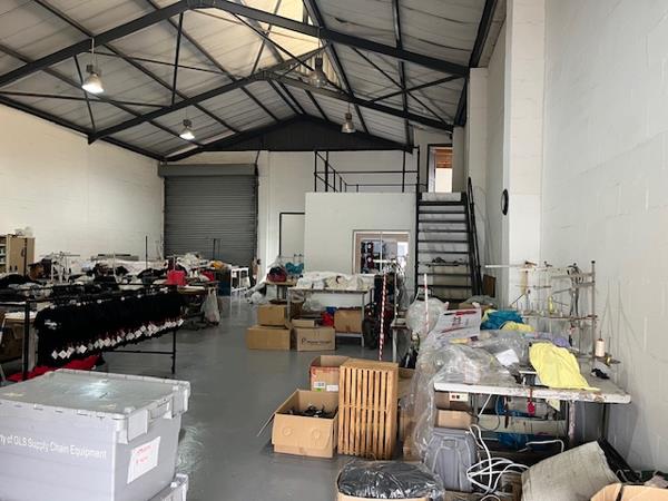 250  m² Industrial space