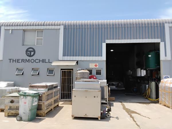 152  m² Industrial space