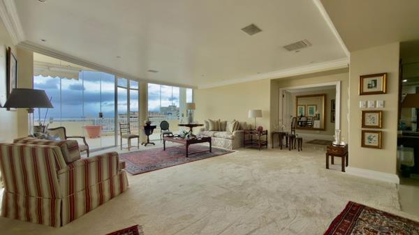 4 Bedroom Apartment