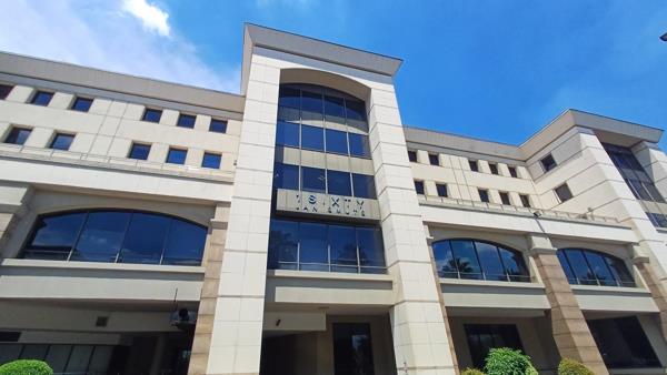 439  m² Office Space