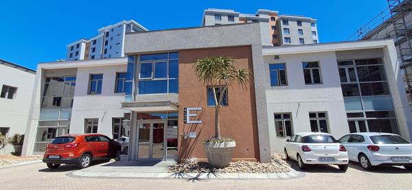 98  m² Office Space