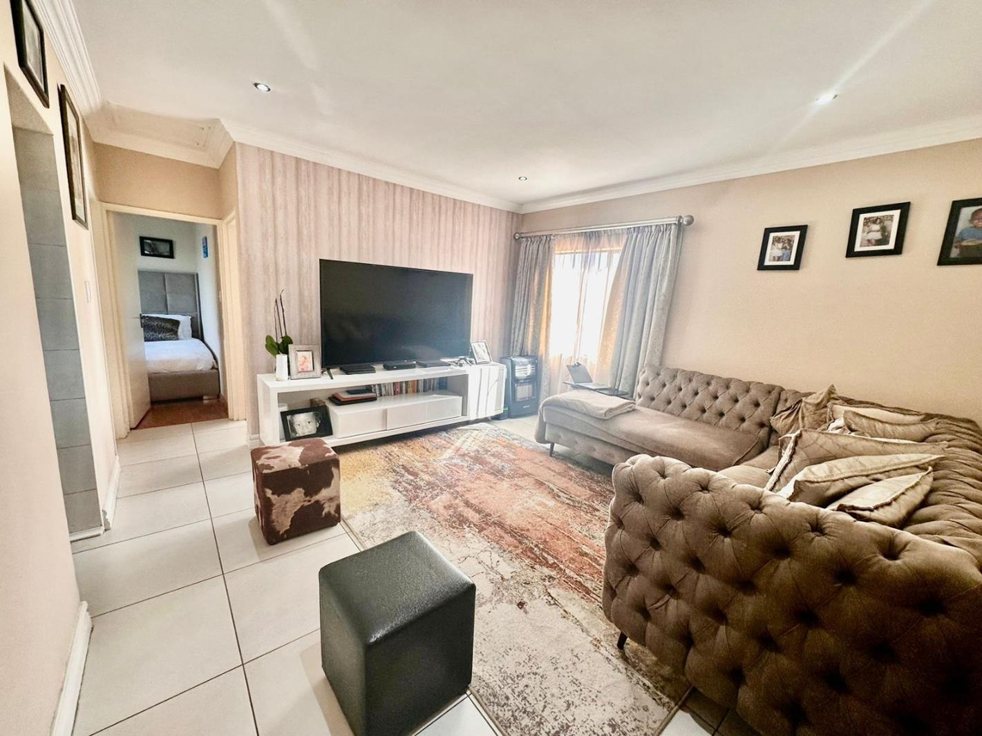 2 Bedroom Townhouse in Ormonde