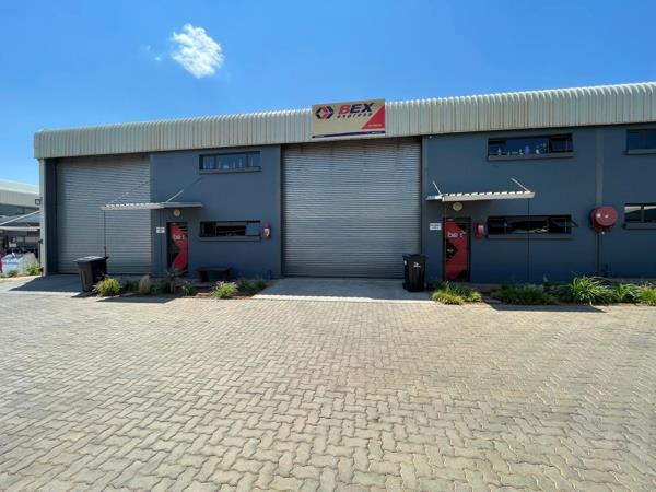 290  m² Industrial space