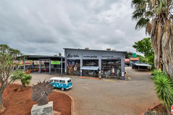 2 000  m² Commercial space