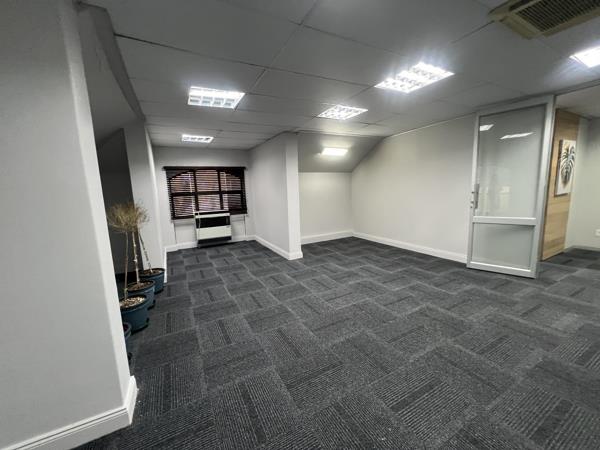 80 m² Commercial space