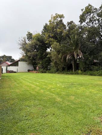 937 m² Land