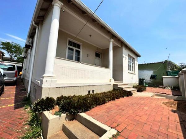 643  m² Industrial space