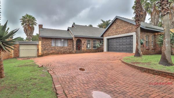 5 Bedroom House